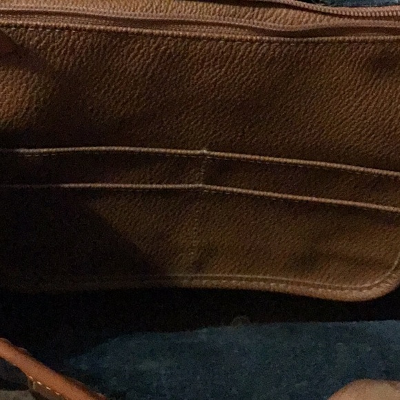 Ready to sell no longer need it. - Picture 4 of 10